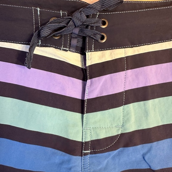 Patagonia Boardshorts 5 inch Size 16 - Picture 3 of 8